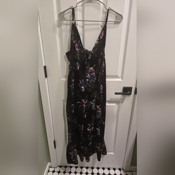 Dance & Marvel Pants - Dance & Marvel Floral Romper Size Small